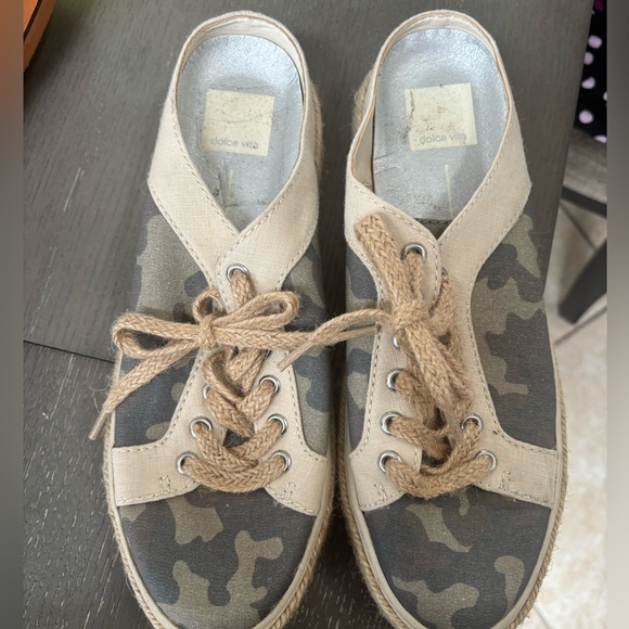 Dolce Vita Shoes - Dolce Vita Slip On Shoes Size 9